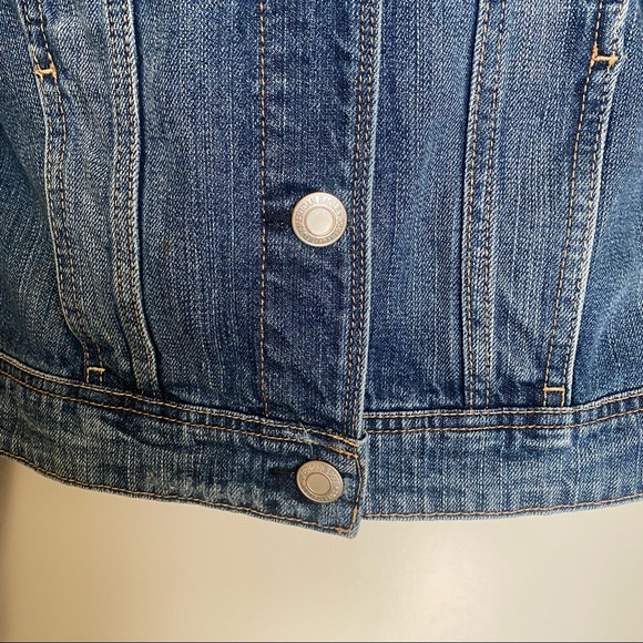AMERICAN EAGLE Blue Denim Trucker Jean Jacket Small - Picture 6 of 14